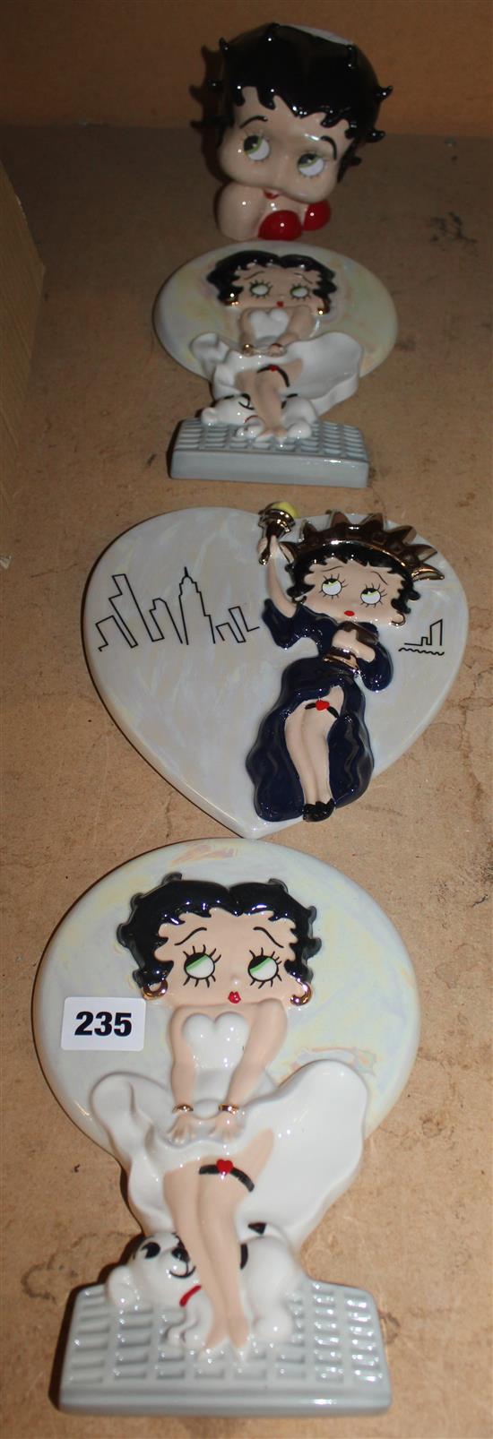 3 Wade Betty Boop wall plaques & moneybox